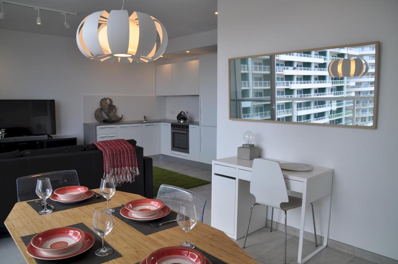 Modern Seaview In A Prime Location Sliema